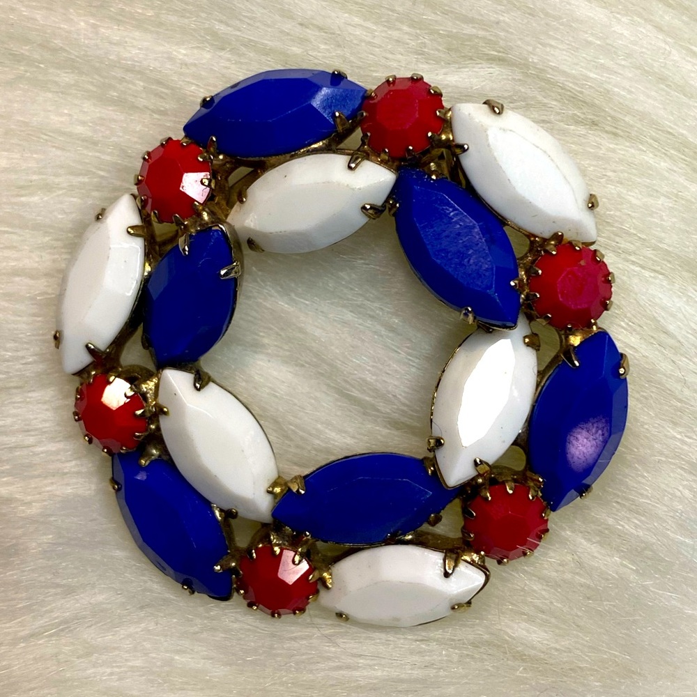 Vintage Americana Brooch